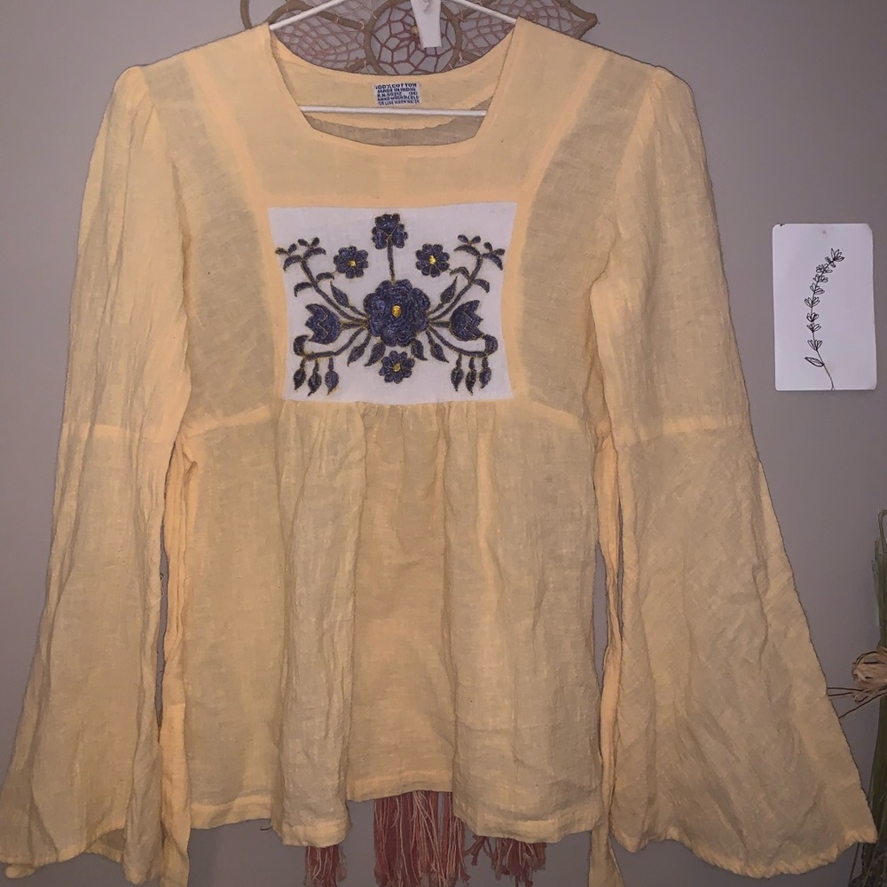 vintage yellow floral top